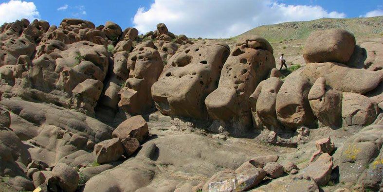 وردیج، محل زندگی روح های سنگی وردیج، محل زندگی روح های سنگی
