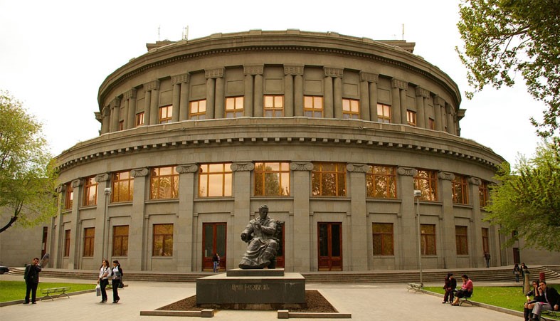 خانه اپرا؛ جایی که موسیقی جان میگیرد