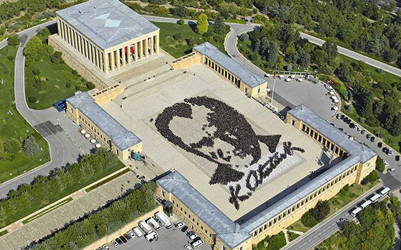 موزه آتاتورک یا موزه ویلا