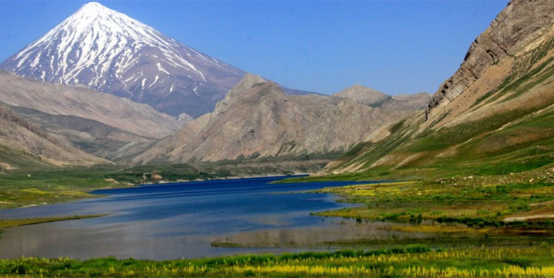 دریاچه های تار و هویر؛ نقش بسته در دل کوه دماوند دریاچه های تار و هویر؛ نقش بسته در دل کوه دماوند