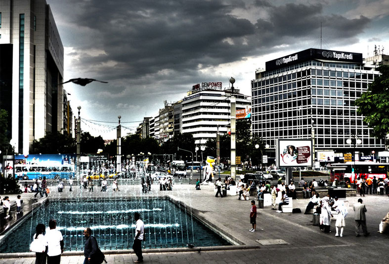 مرکز خرید کیزیلای