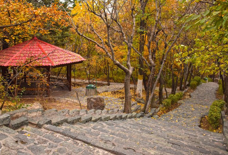 پارک جمشیدیه؛ خوشگذرانی در شمال تهران