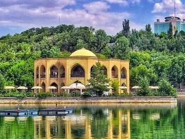  راهنمای سفر به تبریز در فصل بهار