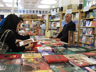 جابه جایی بازدیدکنندگان شهرستانی نمایشگاه کتاب از طریق اتوبوس‌های پایانه‌ها